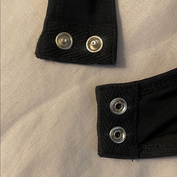 Good American Sleek Black Bodysuit - Picture 5 of 7